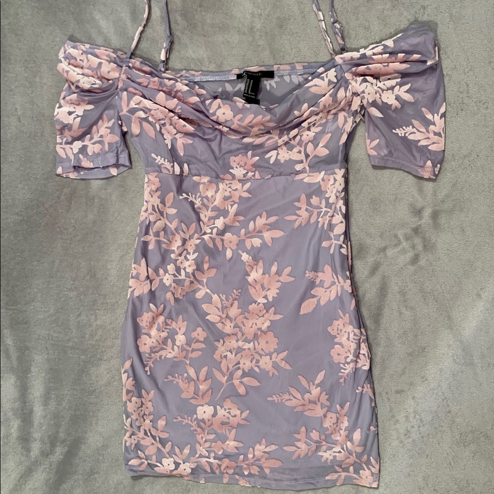 2/$20 🌞 Forever 21 Floral Mini Dress